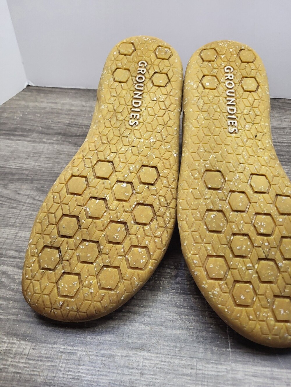 Groundies Active Knit Barefoot Sneaker Active Knit Minimalist Women's Size 9 Red - Picture 8 of 10